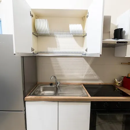 Apartment Escape - 2 Bedrooms *