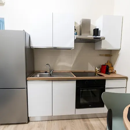Apartment Escape - 2 Bedrooms *